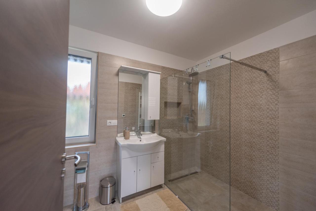 צ'רסגטומאי Bridgiet Home Apartman מראה חיצוני תמונה
