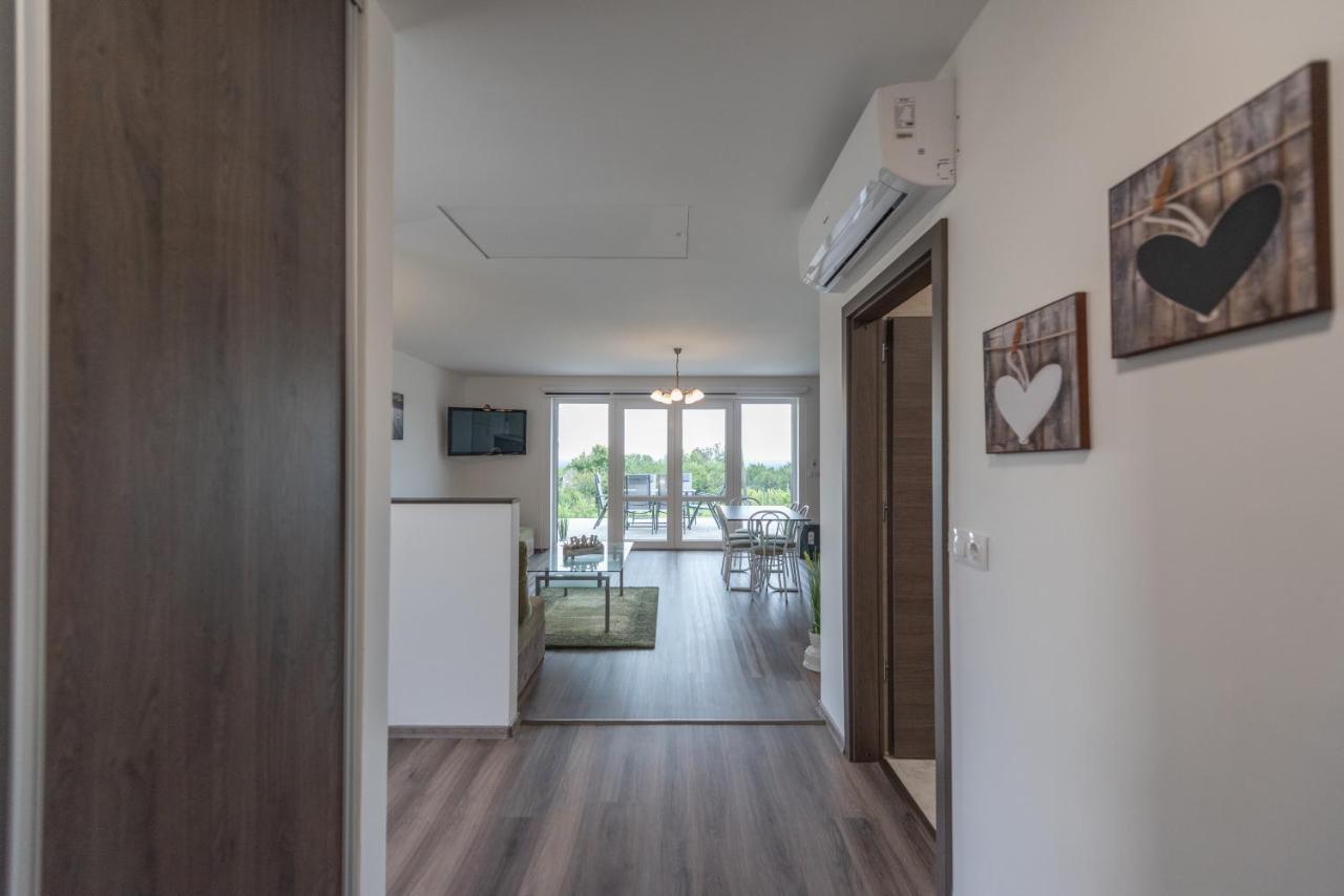 צ'רסגטומאי Bridgiet Home Apartman מראה חיצוני תמונה