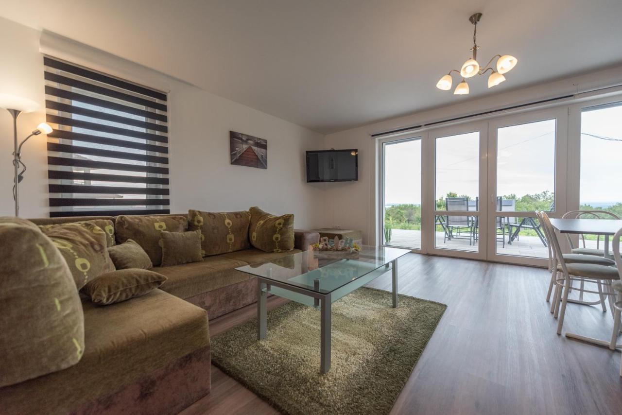 צ'רסגטומאי Bridgiet Home Apartman מראה חיצוני תמונה